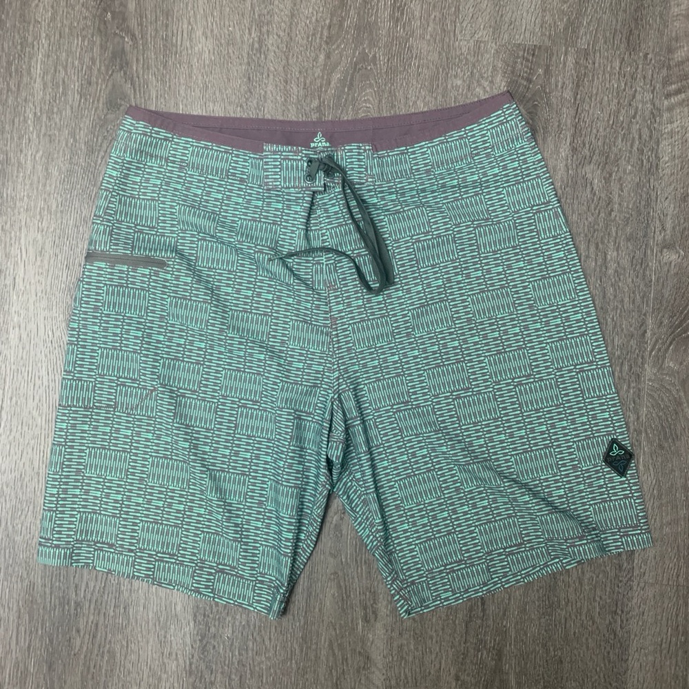 Prana Men's Boardshorts/Trunks Green & Brown Arrow Print 34x 9" Zip Pocket Tie